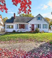 17 EASTWOOD AVENUE N  Oshawa (Samac), ON L1G 3Y5