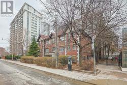 106 - 33 MAITLAND STREET  Toronto, ON M4Y 1C8