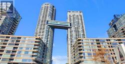 622 - 21 ICEBOAT TERRACE  Toronto, ON M5V 4B2