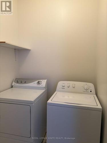 18 Red Pine Crescent, Wasaga Beach, ON - Indoor Photo Showing Laundry Room