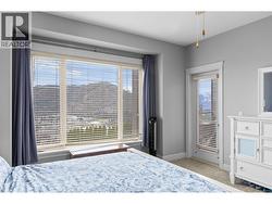 Primary with deck access - 