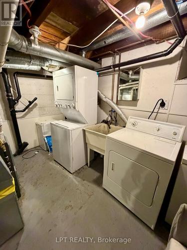 342 Sunnyside Avenue, Ottawa, ON - Indoor Photo Showing Laundry Room