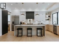 5533 Foothill Court  Kelowna, BC V1W 0C4