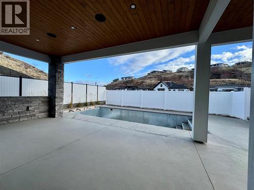 5533 Foothill Court, Kelowna, BC - Outdoor With Exterior