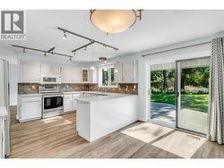 Direct access from kitchen to back patio - 