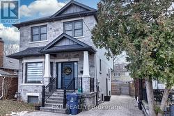47 O'CONNOR DRIVE  Toronto, ON M4K 2K3