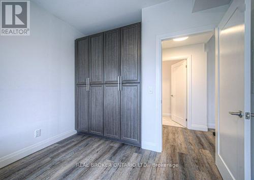 705 - 500 Brock Avenue, Burlington (Brant), ON - Indoor Photo Showing Other Room