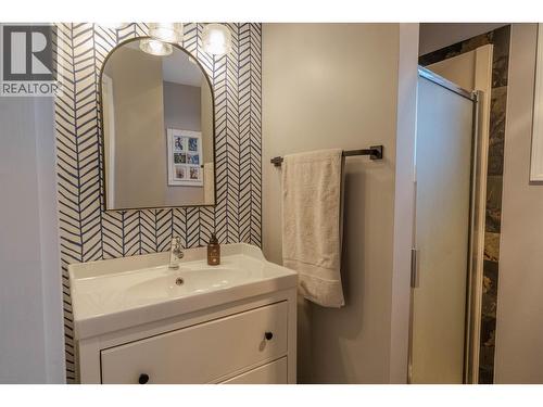 10515 114 Avenue, Fort St. John, BC - Indoor Photo Showing Bathroom