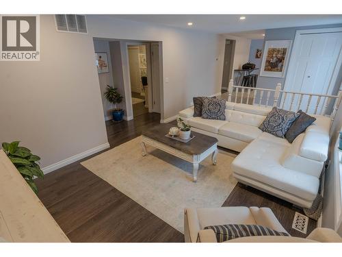 10515 114 Avenue, Fort St. John, BC - Indoor Photo Showing Living Room