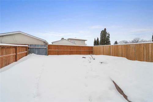 46 Holiday Place, Winnipeg, MB - Outdoor