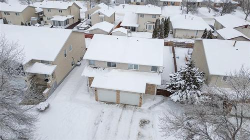 46 Holiday Place, Winnipeg, MB - Outdoor