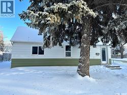 1502 F AVENUE N  Saskatoon, SK S7L 1X9