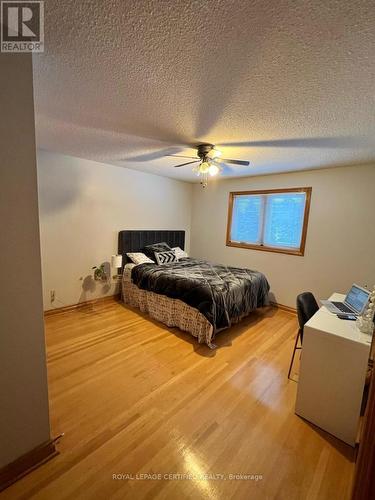 4261 Capilano Court, Mississauga, ON - Indoor Photo Showing Bedroom