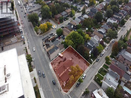 3513 Dundas Street W, Toronto, ON 