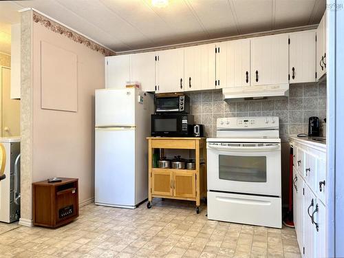 17 Brentwood Estates, Amherst, NS 