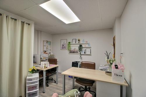Bureau - 87 Av. Principale, Rouyn-Noranda, QC - Indoor Photo Showing Office