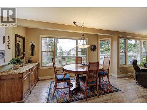 Spacious dining room area - 391 Braeloch Road, Kelowna, BC - Indoor Photo Showing Dining Room