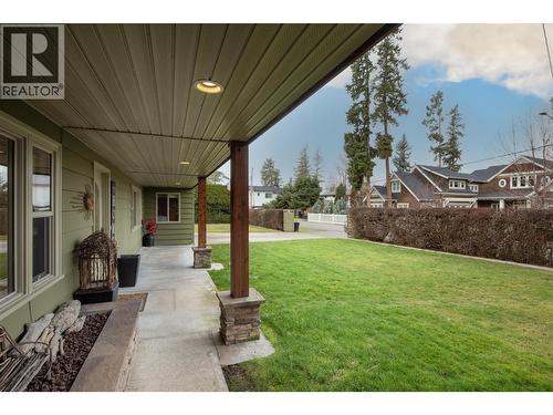 Front yard - 391 Braeloch Road, Kelowna, BC - Outdoor With Deck Patio Veranda