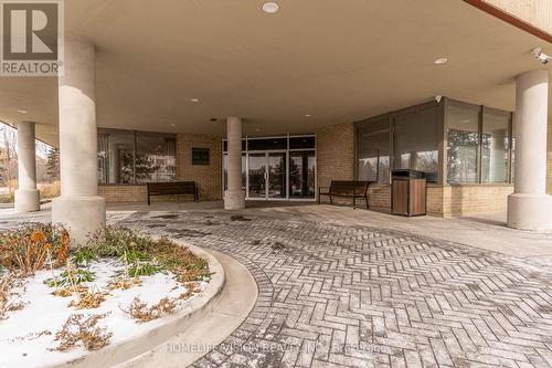 807 - 326 Major Mackenzie Drive E, Richmond Hill, ON - Outdoor