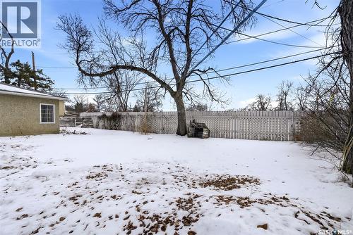 3213 Patricia Avenue, Regina, SK - Outdoor