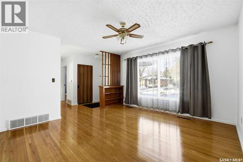 3213 Patricia Avenue, Regina, SK - Indoor Photo Showing Other Room