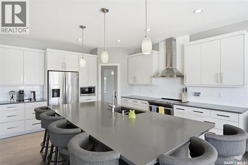 519 Bennion Terrace, Saskatoon, SK - Indoor Photo Showing Kitchen With Upgraded Kitchen