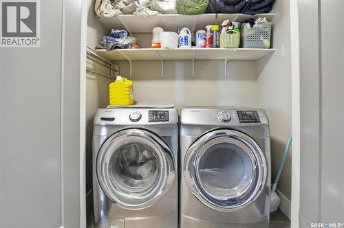 519 Bennion Terrace, Saskatoon, SK - Indoor Photo Showing Laundry Room