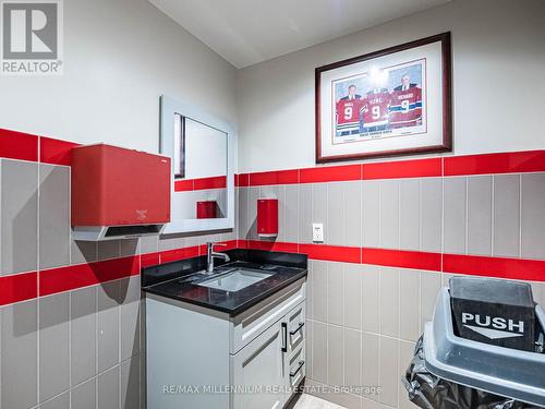 2905 Eglinton Avenue W, Mississauga, ON 