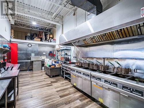 2905 Eglinton Avenue W, Mississauga, ON 