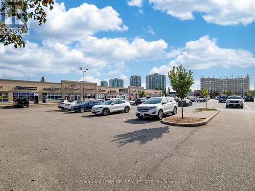 2905 Eglinton Avenue W, Mississauga, ON 