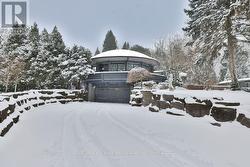 1352 NOCTURNE COURT  Mississauga, ON L5H 2L8