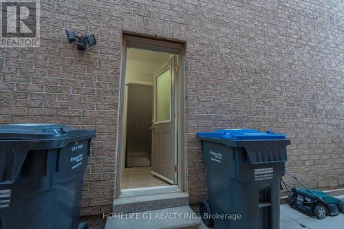 79 Heslop Circle, Brampton, ON - Outdoor