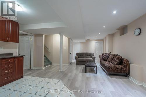 79 Heslop Circle, Brampton, ON - Indoor