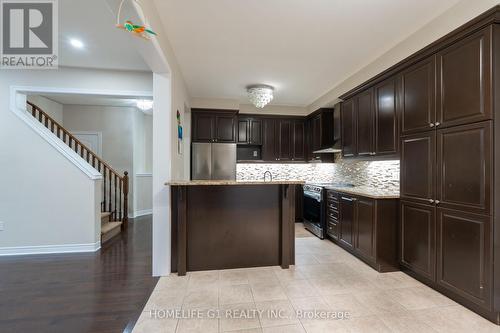79 Heslop Circle, Brampton, ON - Indoor Photo Showing Kitchen