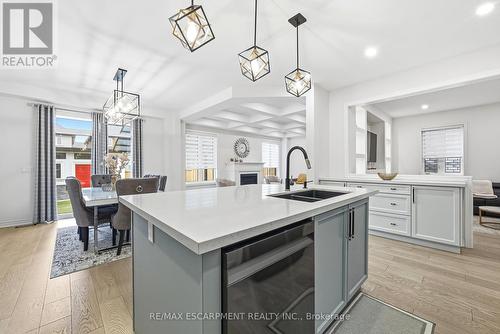 90 Robertson Road, Hamilton, ON - Indoor Photo Showing Kitchen With Double Sink With Upgraded Kitchen