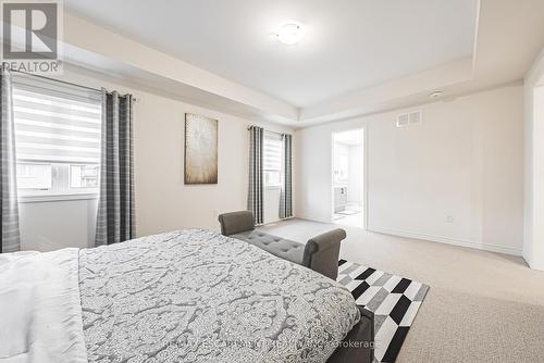 90 Robertson Road, Hamilton, ON - Indoor Photo Showing Bedroom