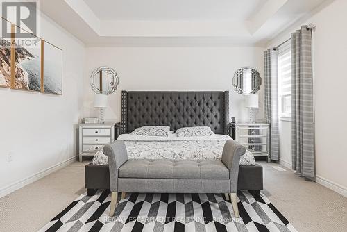 90 Robertson Road, Hamilton, ON - Indoor Photo Showing Bedroom