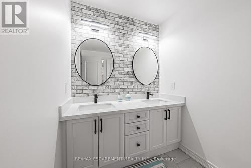 90 Robertson Road, Hamilton, ON - Indoor