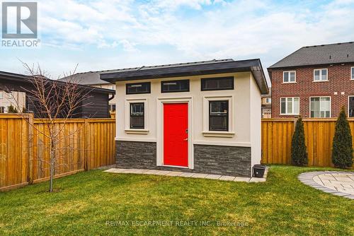 90 Robertson Road, Hamilton, ON - Outdoor