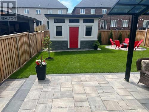 90 Robertson Road, Hamilton, ON - Outdoor