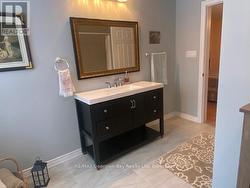 3 pc Bath second level - 