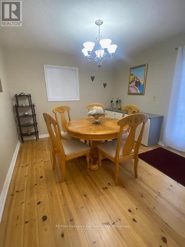 140 Wolfe Trail Nw, Tiny, ON - Indoor Photo Showing Dining Room