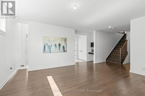 117 Orchestra Way, Ottawa, ON - Indoor Photo Showing Other Room
