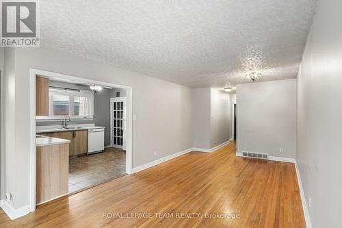 1938 Bromley Road, Ottawa, ON - Indoor