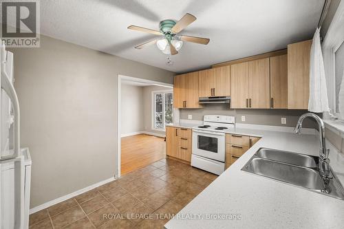 1938 Bromley Road, Ottawa, ON - Indoor Photo Showing Kitchen With Double Sink