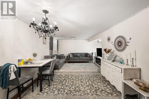 1938 Bromley Road, Ottawa, ON - Indoor