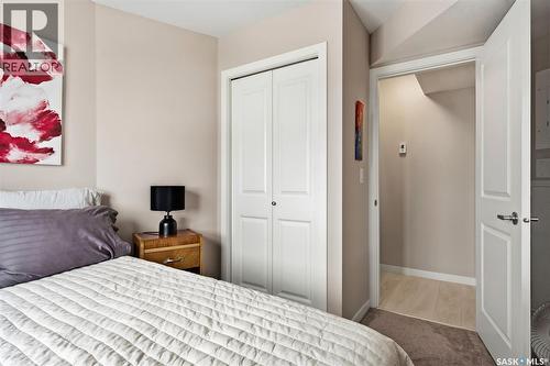 2418 5500 S Mitchinson Way S, Regina, SK - Indoor Photo Showing Bedroom