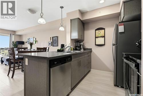 2418 5500 S Mitchinson Way S, Regina, SK - Indoor Photo Showing Kitchen With Stainless Steel Kitchen