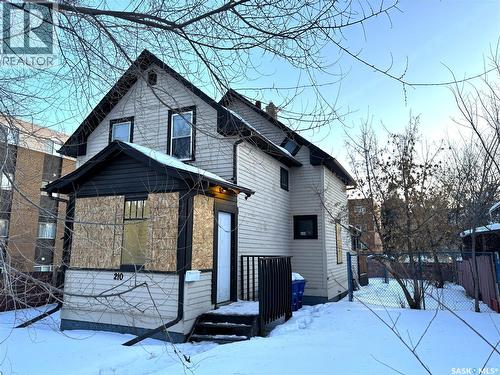 210 N AVENUE S  Saskatoon, SK S4T 7N6