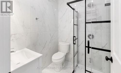 659 Roselaire Trail, Mississauga, ON - Indoor Photo Showing Bathroom